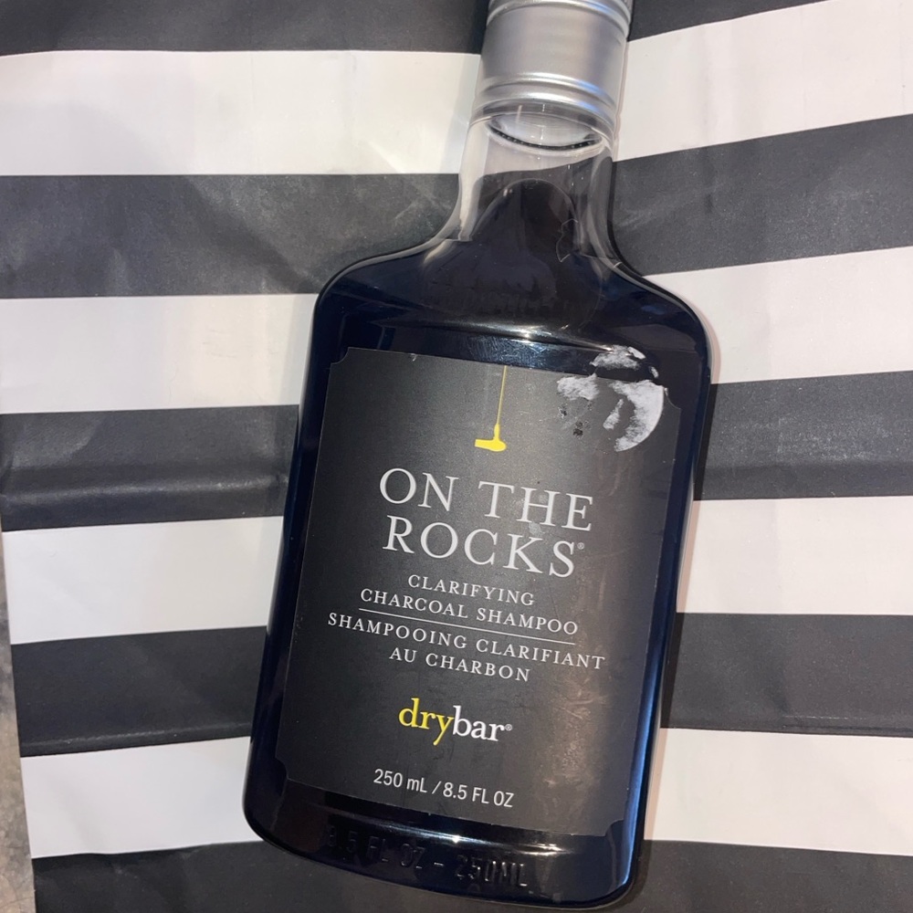 Drybar On The Rocks Clarifying Charcoal Shampoo - Picture 2 of 2